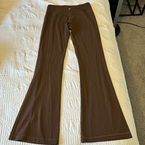Lululemon flair bottom leggings